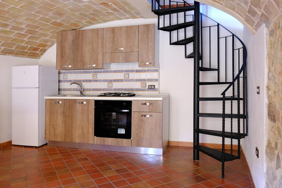 Food close-up, Kitchen or kitchenette, dishwasher, stove