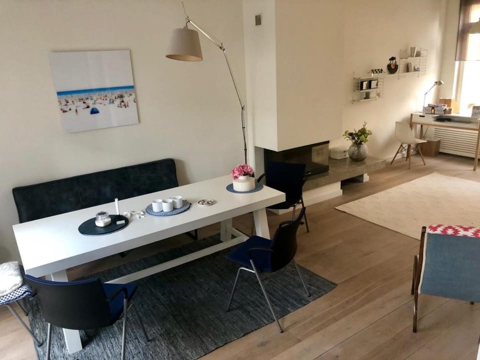 Family Beach House Zandvoort City Center House in Zandvoort