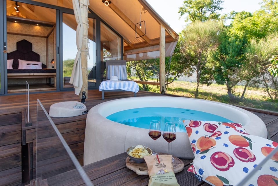 Hot Tub, Hot Tub, View (from property/room), View (from property/room), Food, Food
