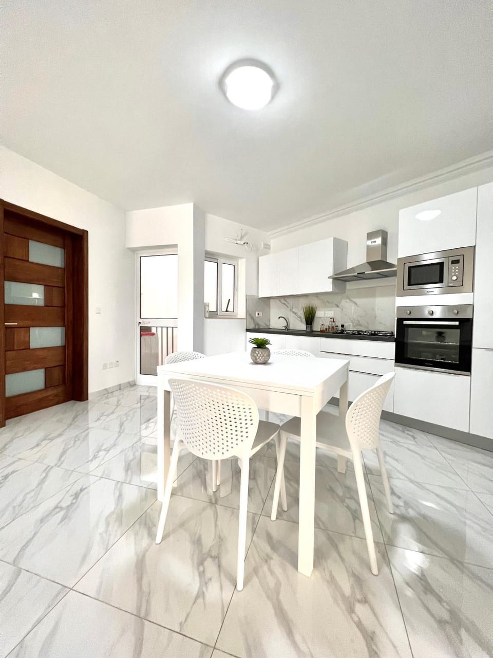 Condo with Patio overlooking Piazza Apartment in Sliema