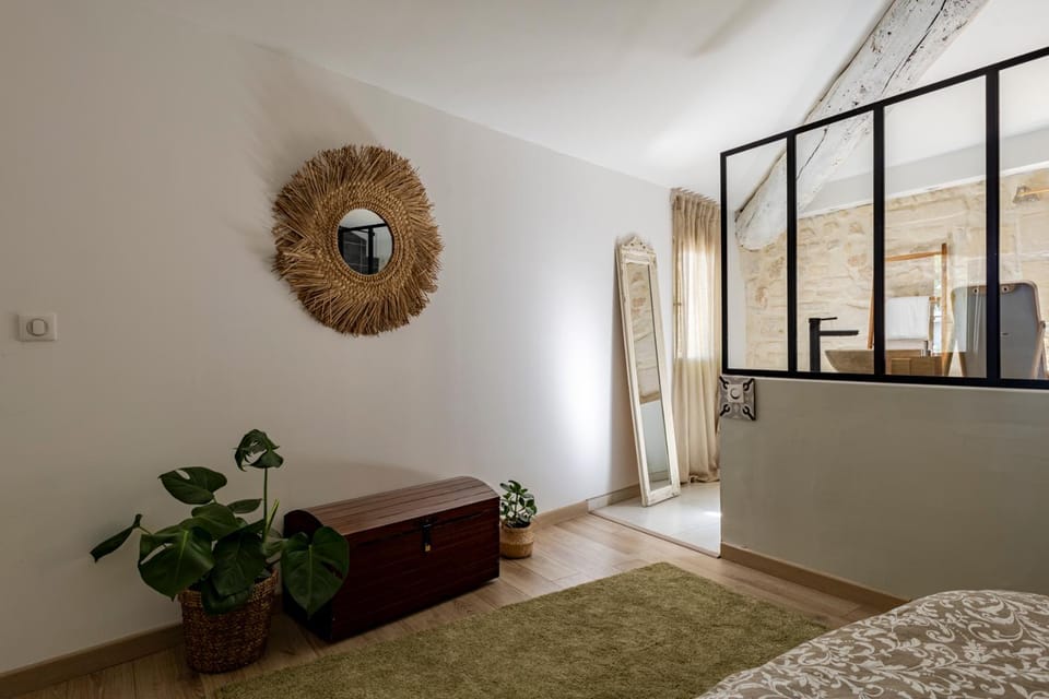 Charmante maison en Arles : La Roquette Apartment in Arles
