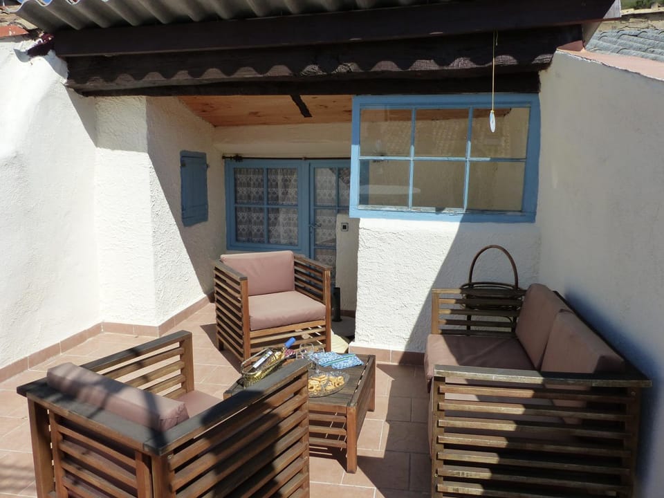 Patio, Day, View (from property/room), Balcony/Terrace, Living room