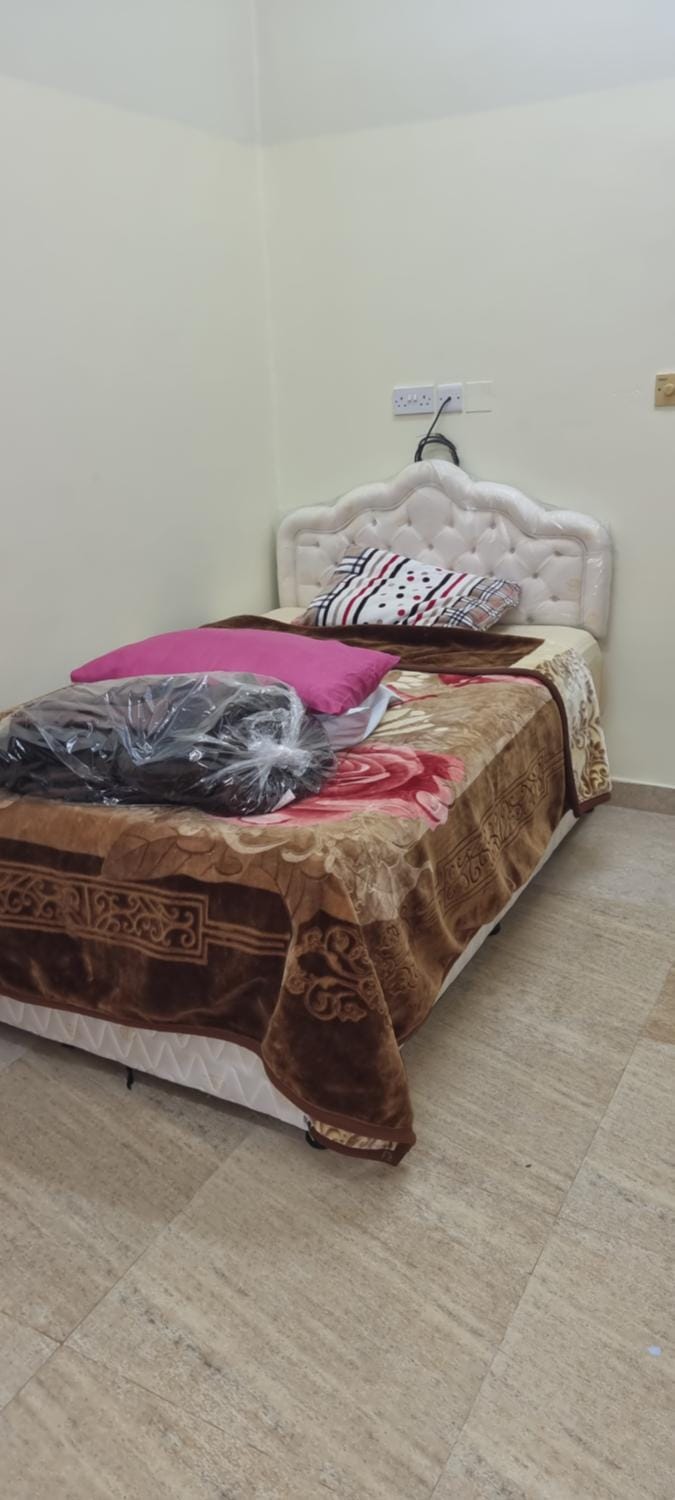 شقه ثلاث غرف عوقد Apartment in Oman