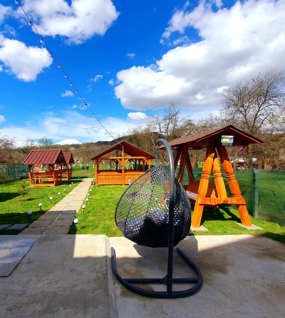 Property building, Garden, Garden view, Garden view