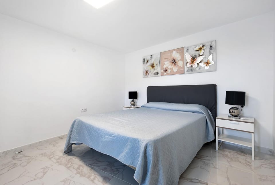 Living room, Bedroom