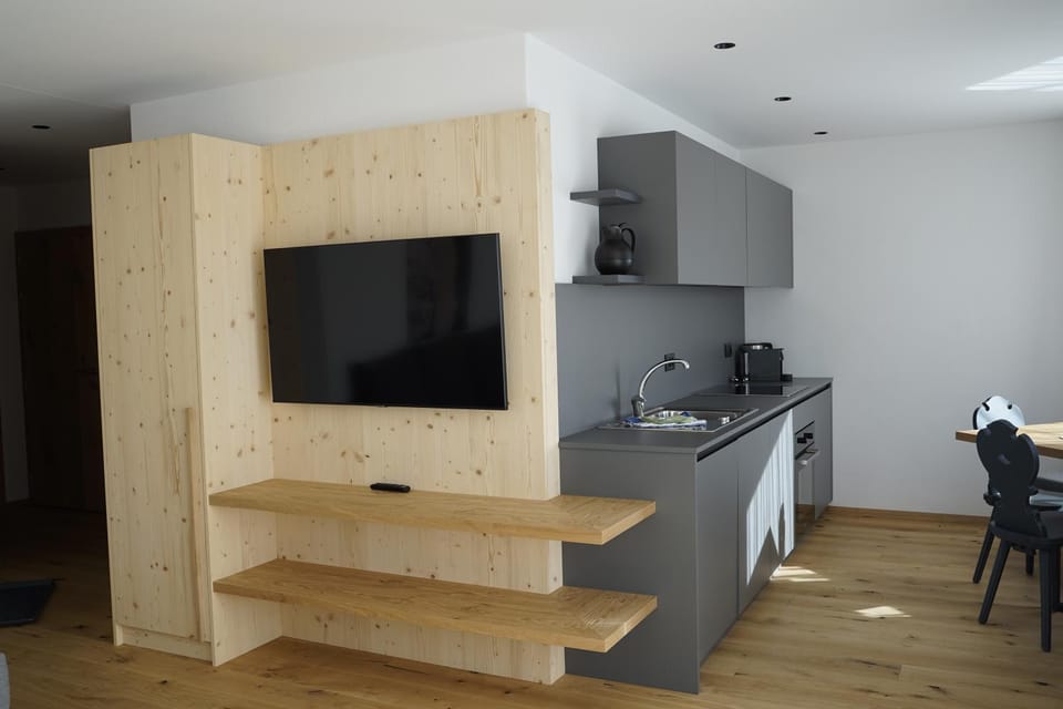 TV and multimedia