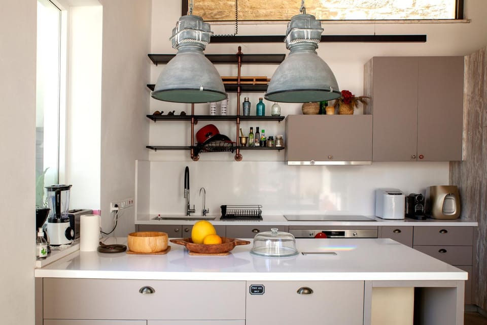 Kitchen or kitchenette, Communal kitchen, Internal: Not applicable to any particular room