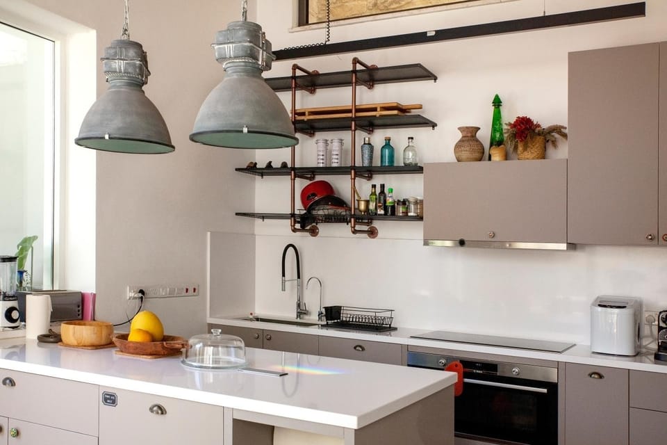 Kitchen or kitchenette, Communal kitchen, Internal: Not applicable to any particular room
