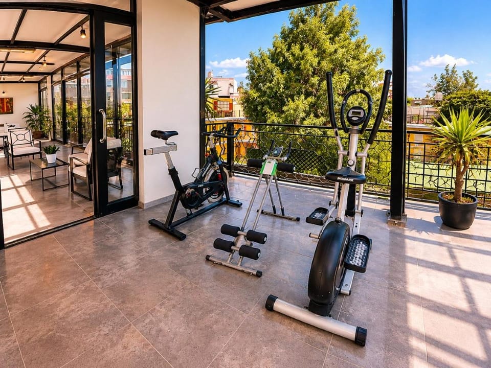 Fitness centre/facilities, Garden view