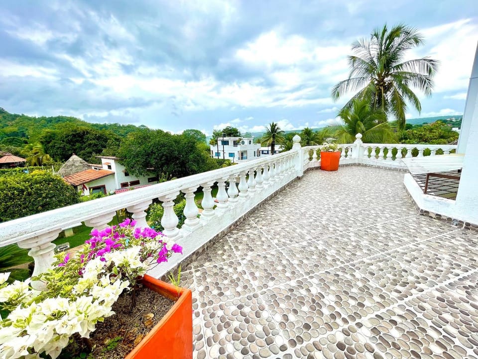 Balcony/Terrace, Balcony/Terrace