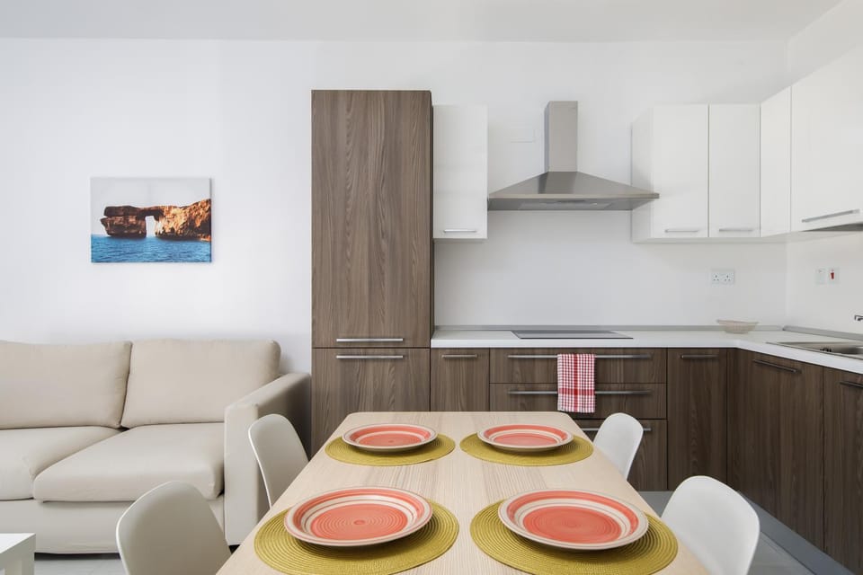 Cosy, Modern 1 Bedroom Apartment (Qawra) Apartment in Saint Paul's Bay