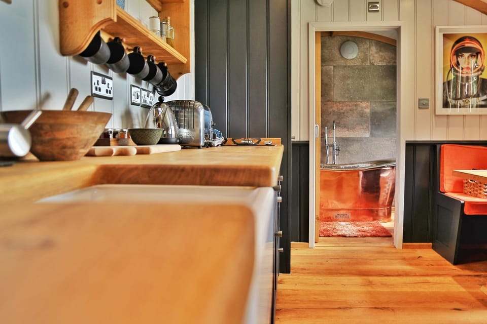 Kitchen or kitchenette