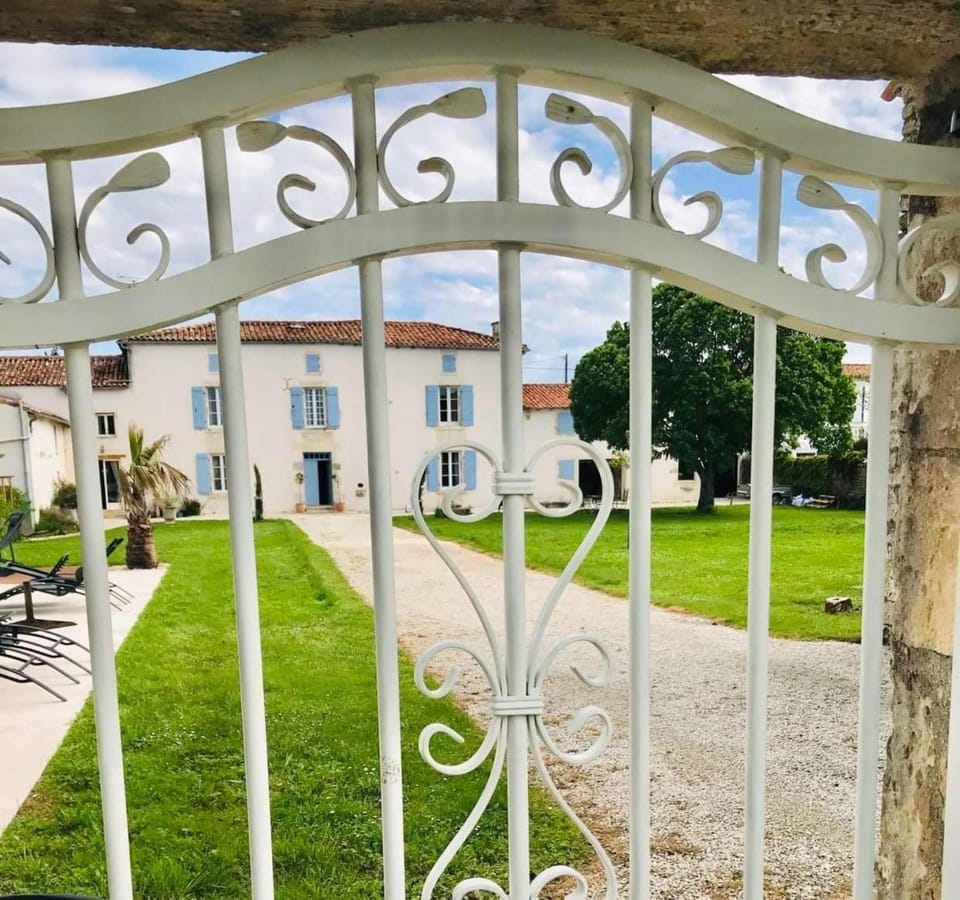 La Belle Parenthèse House in Nouvelle-Aquitaine