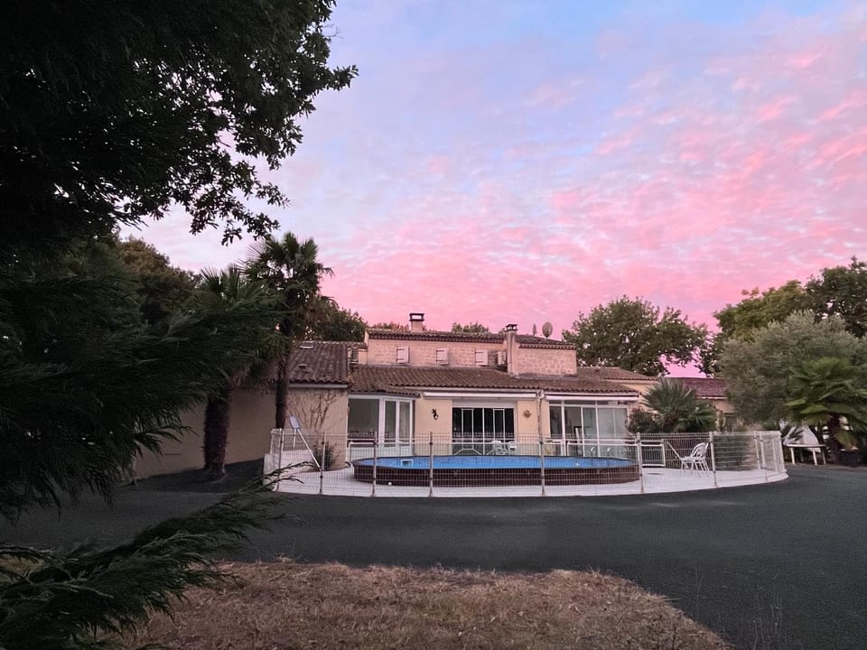 Property building, Day, Garden view, Pool view