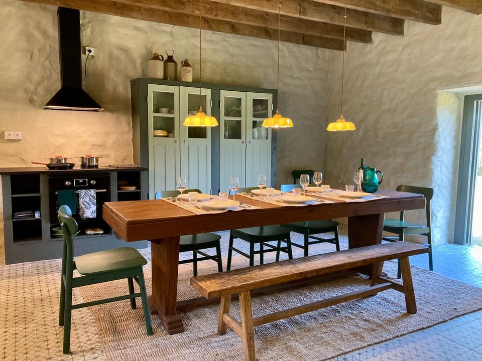 Dining area, kitchen