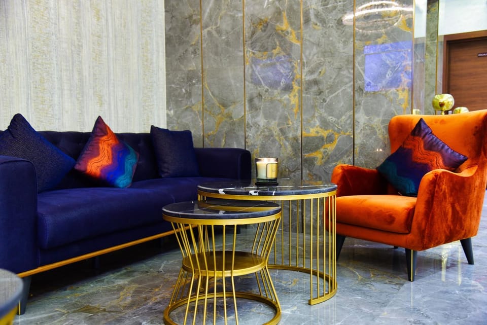 Living room, Lobby or reception