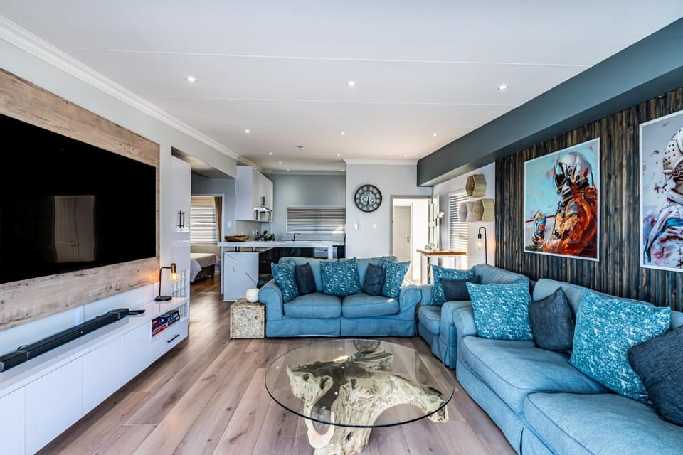 Beach front penthouse apartment Apartment in Dolphin Coast