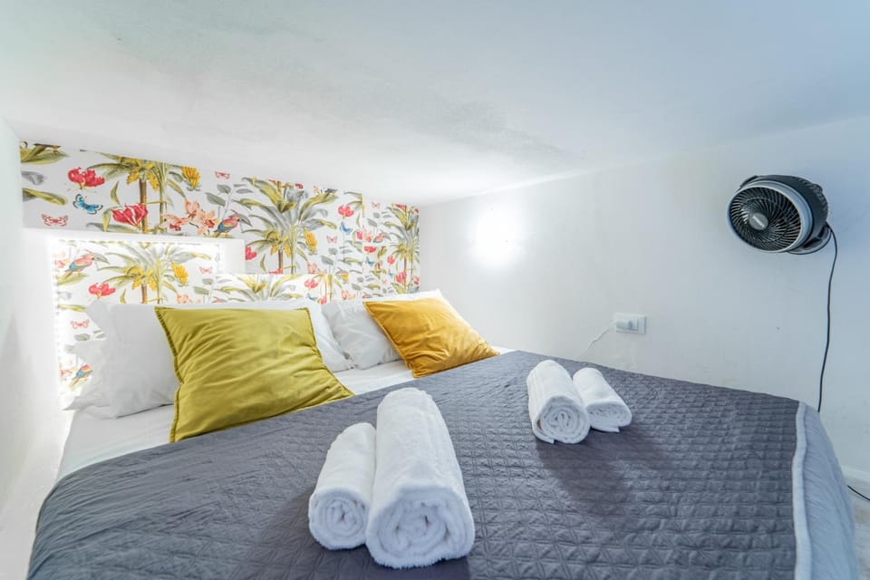 AvocadHouse1QCview Apartment in Lombardy