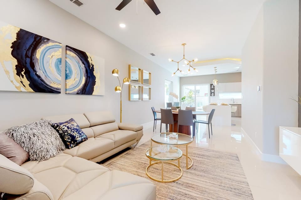 Dolphin Paradise Unit B House in South Padre Island