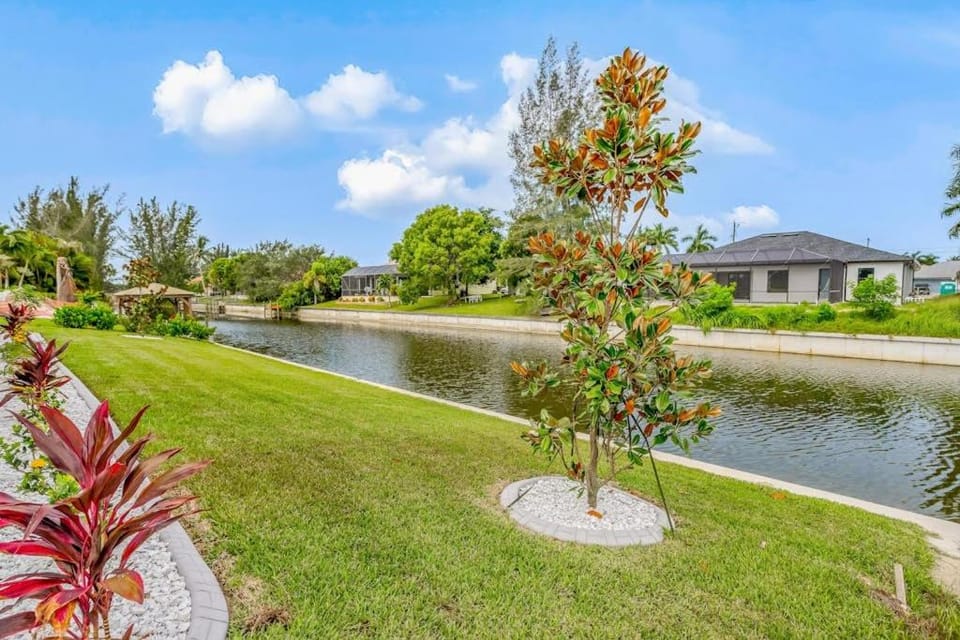 Sea Serpent House in Cape Coral