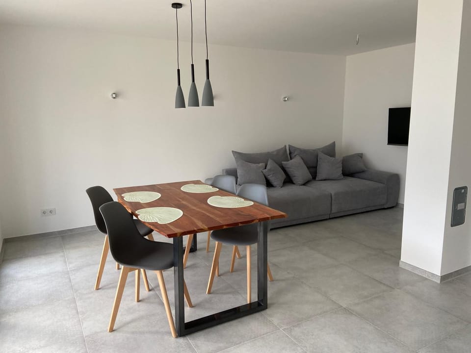 Living room, Seating area, Dining area