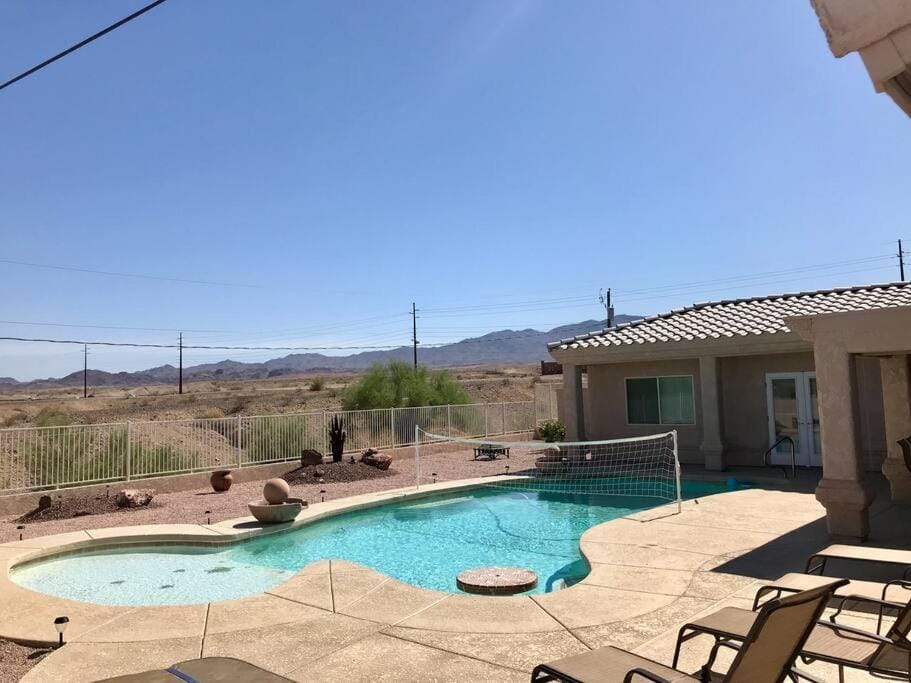 Patio, Natural landscape, Balcony/Terrace, Mountain view, Pool view, Swimming pool