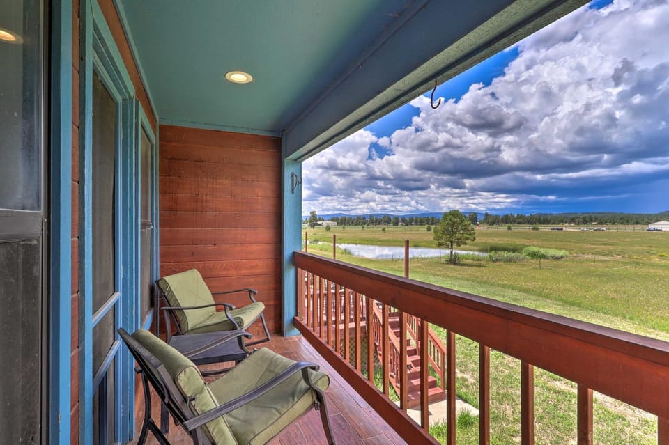 Peaceful Pagosa Springs Escape ~ 2 Mi to Lake House in Pagosa Springs