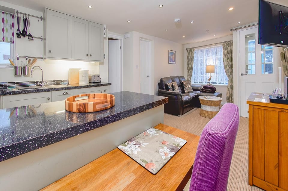 The Old Surgery, Central cosy cottage in the heart of Whitby Apartment in England