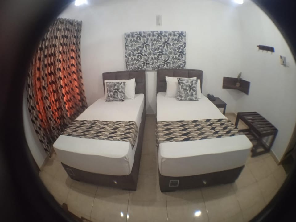 Larn's Villa Hotel & Apartment Apartment in Wadduwa