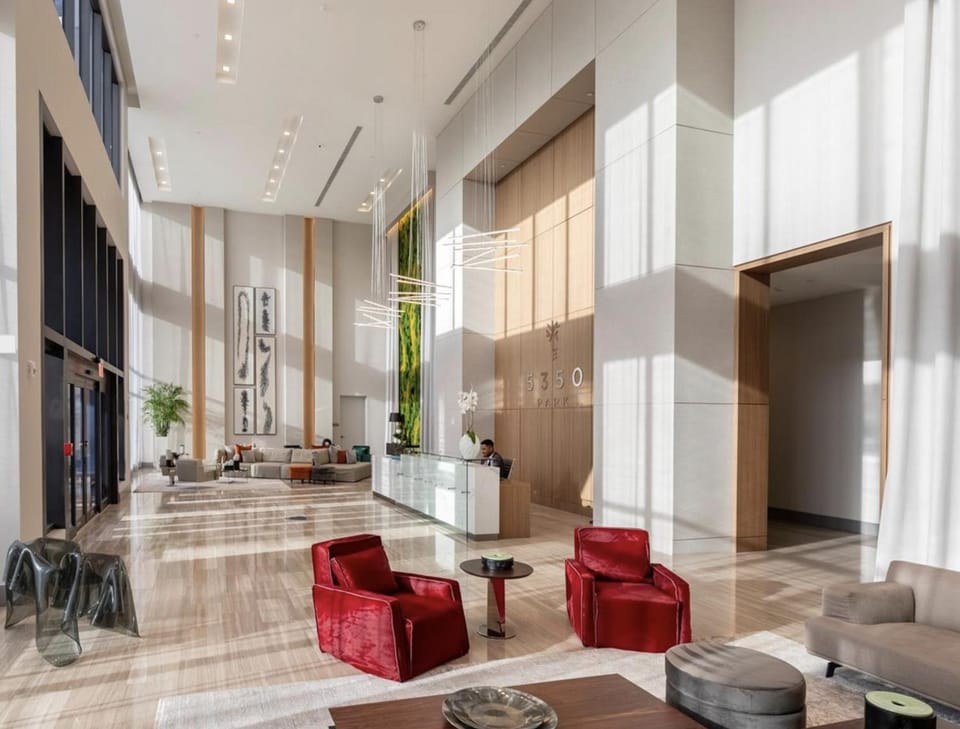 DOWNTOWN DORAL, FLORIDA. NEW CONDO STYLE RESORT. Apartment hotel in Doral