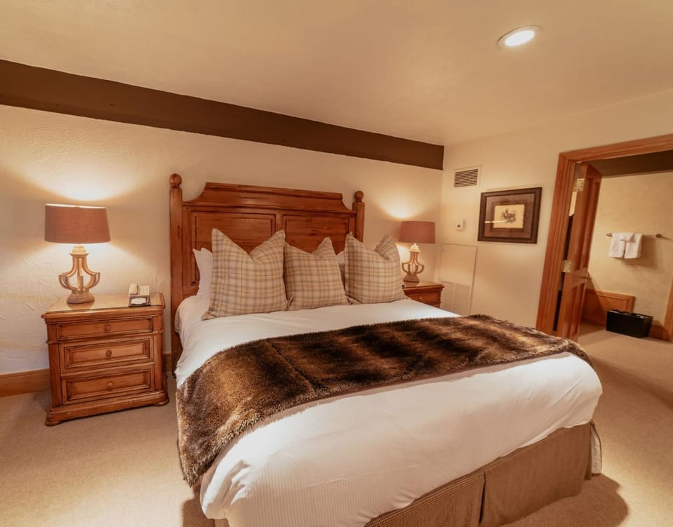 Luxurious Apartment Hotel with Cozy Fireplace apartment hotel Apartment in Deer Valley