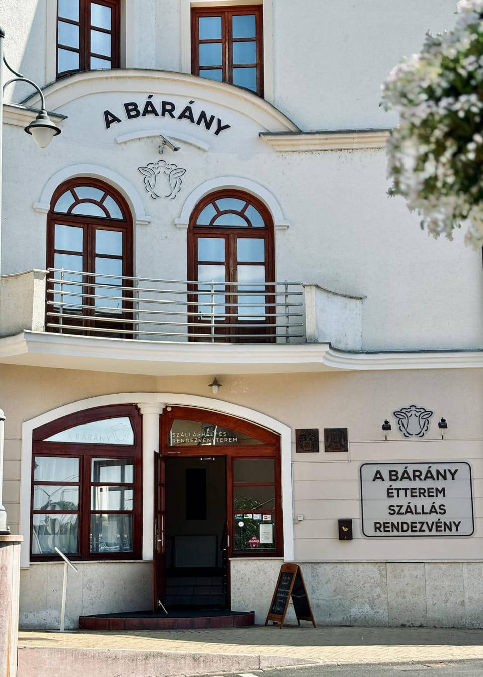 A Bárány Bed and Breakfast in Hungary