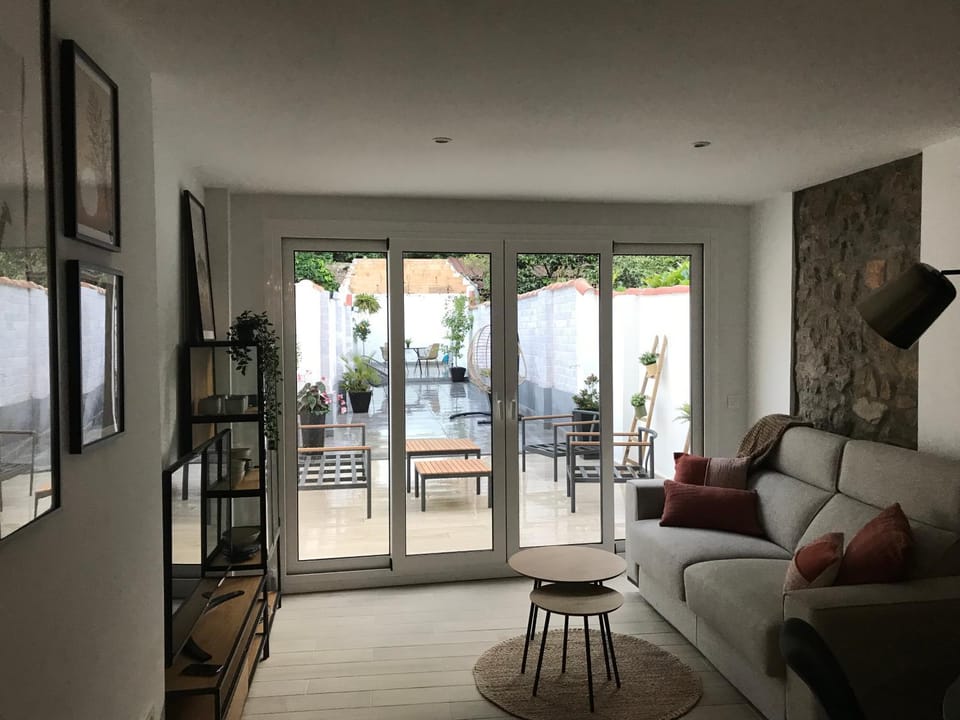 El Patio de Rivero con garaje, Avilés Apartment in Aviles