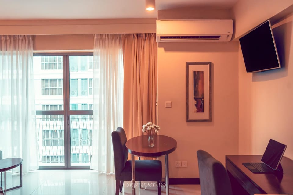TV and multimedia, Dining area, air conditioner