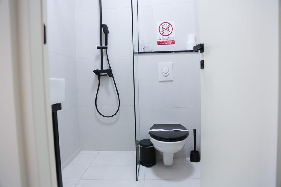 Shower, Toilet, Bathroom