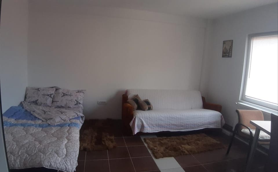 Prostrani apartman Cacak Apartment in Serbia