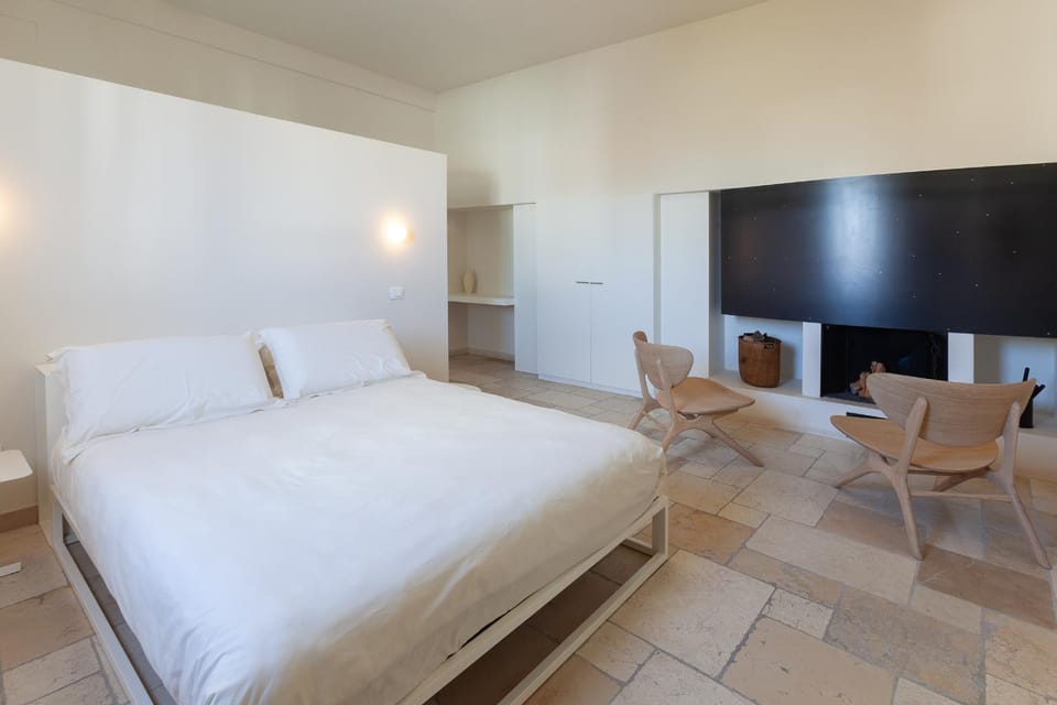 Bed, Bedroom, fireplace, furniture
