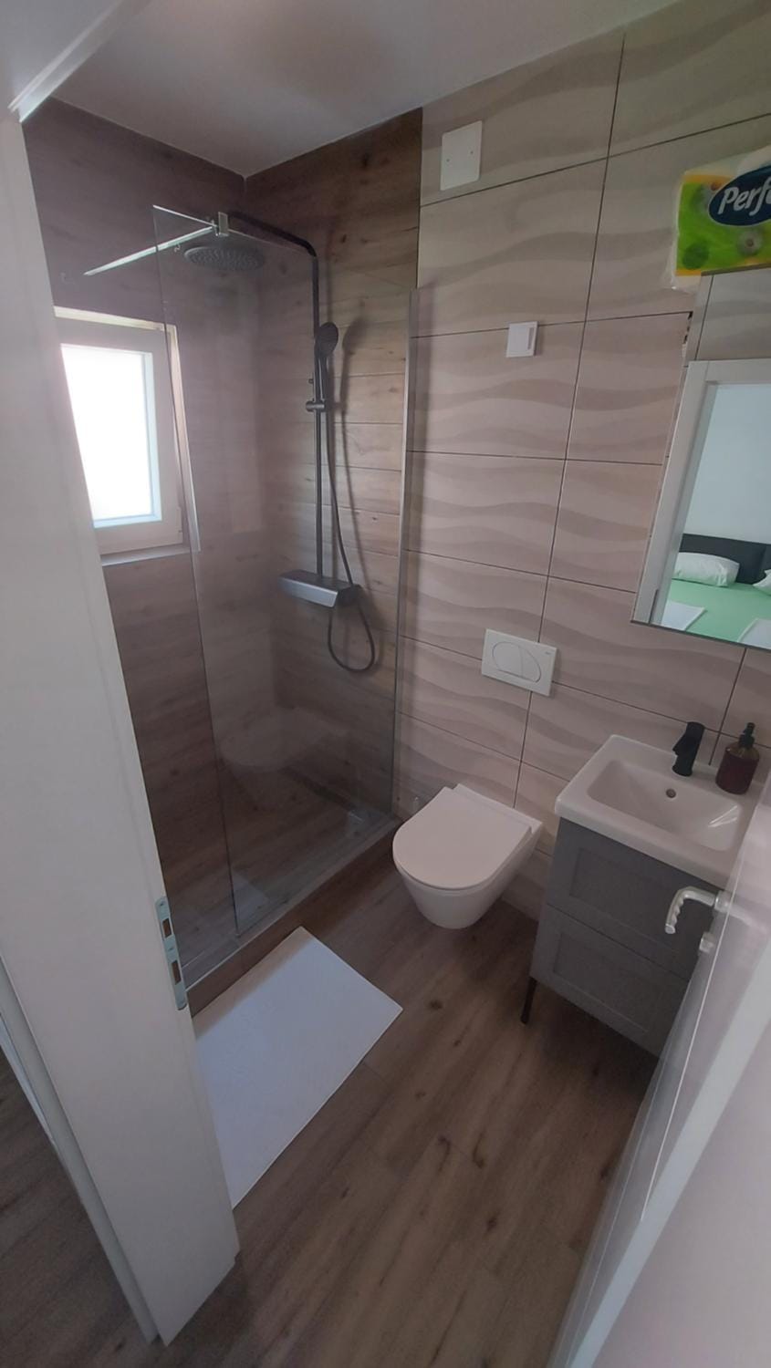 Apartmani Mlinar - Two bedroom apartment with seaview Apartment in Šibenik-Knin County, Croatia