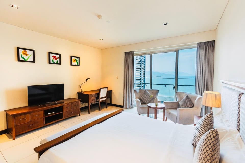 TV and multimedia, Bedroom, Sea view