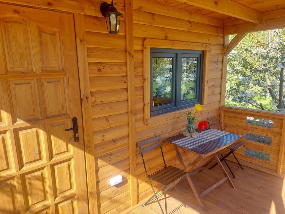 Domek pod Sumakiem House in Pomeranian Voivodeship