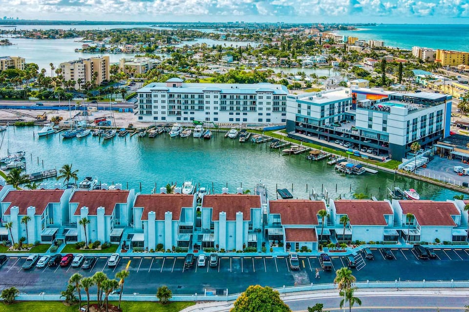 Madeira Beach Yacht Club #G House in Madeira Beach