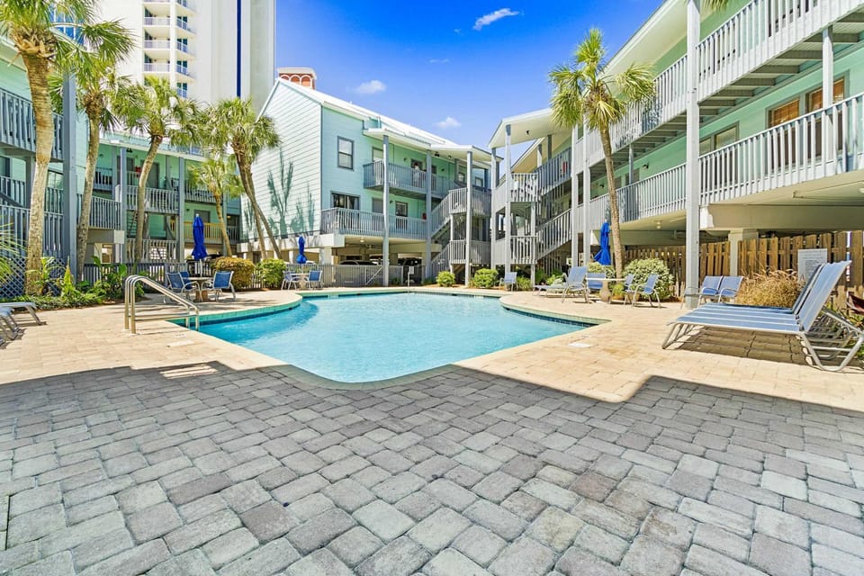 Ocean Reef 110 House in West Beach