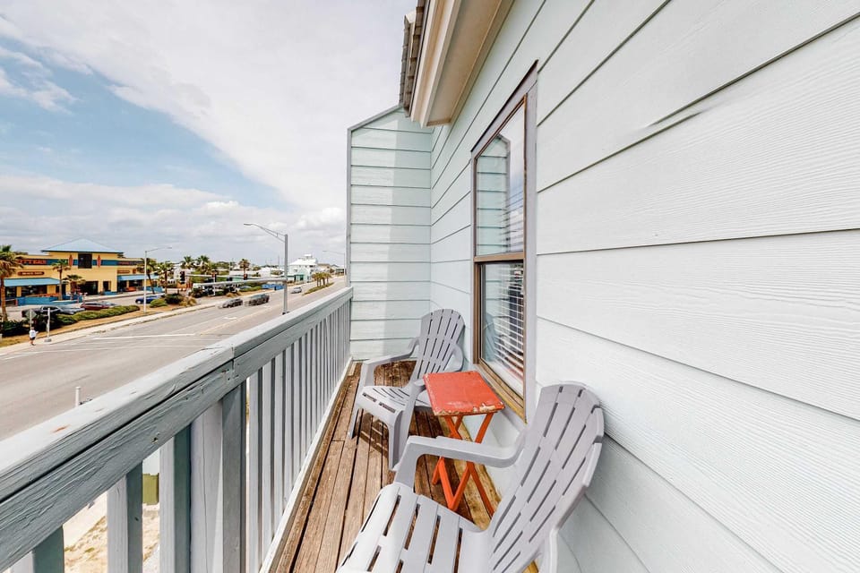 Ocean Reef 110 House in West Beach
