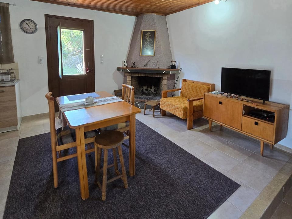 Antoneiko house House in Euboea