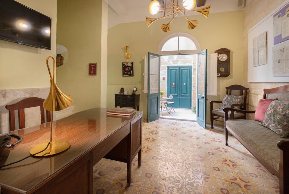 Lobby or reception, Seating area, Internal: Not applicable to any particular room