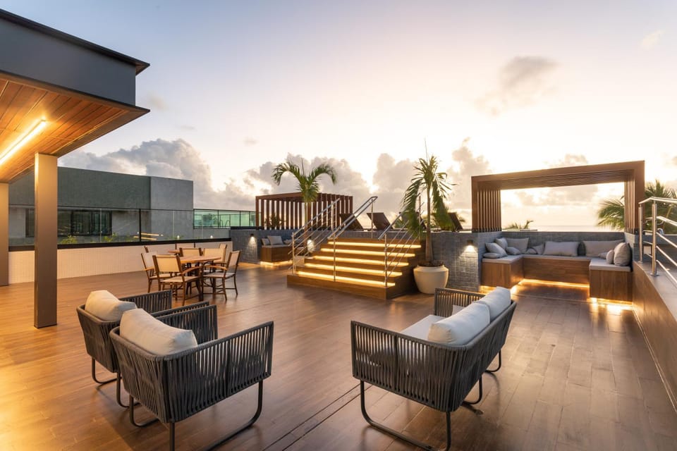 Natural landscape, View (from property/room), Balcony/Terrace, Sea view, Swimming pool, Sunrise, Sunset