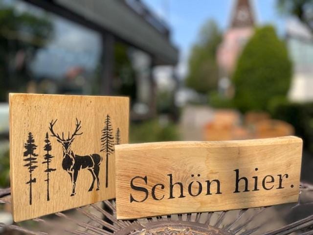 Decorative detail, Garden view