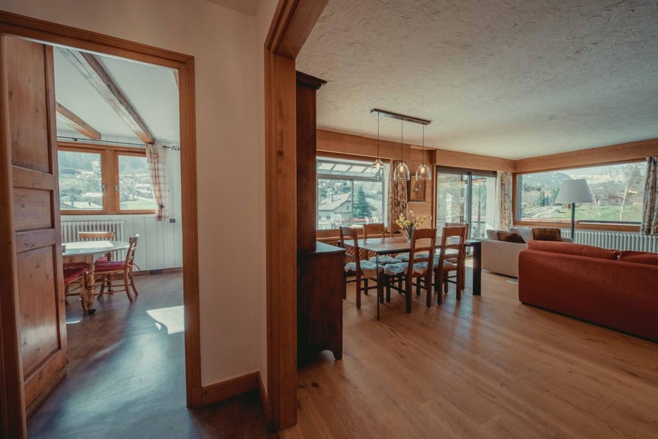 Living room, Dining area, kitchen