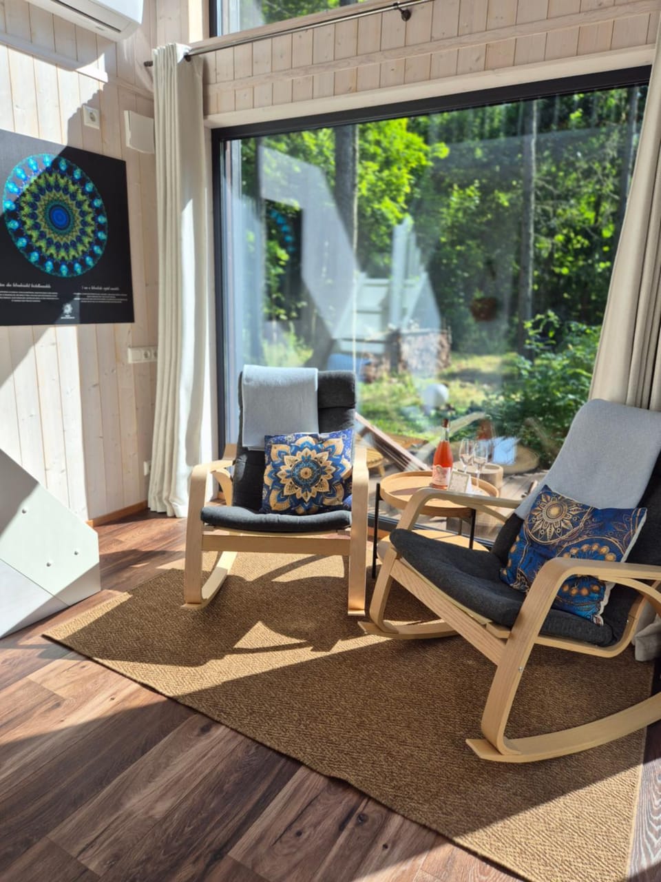 View (from property/room), Living room, Seating area