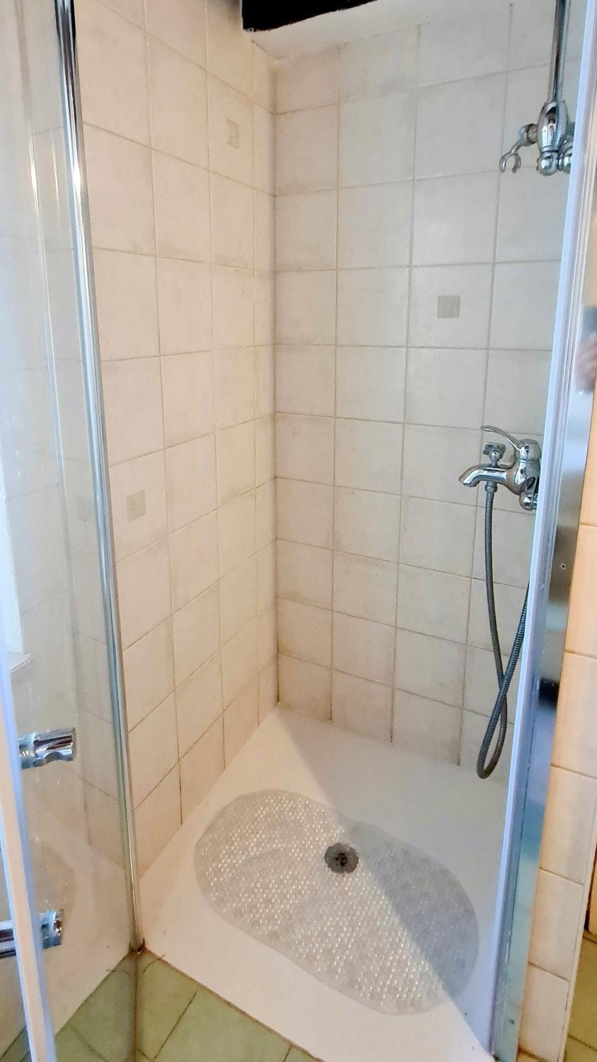 Spod Korit - Brgudac, Opatija with hot tub and free parking House in Istria County